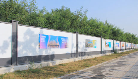 大通建材鋼圍擋、pvc圍擋符合深圳市政府統(tǒng)一標(biāo)準(zhǔn)的圍擋，美觀(guān)環(huán)保、安全穩(wěn)固。